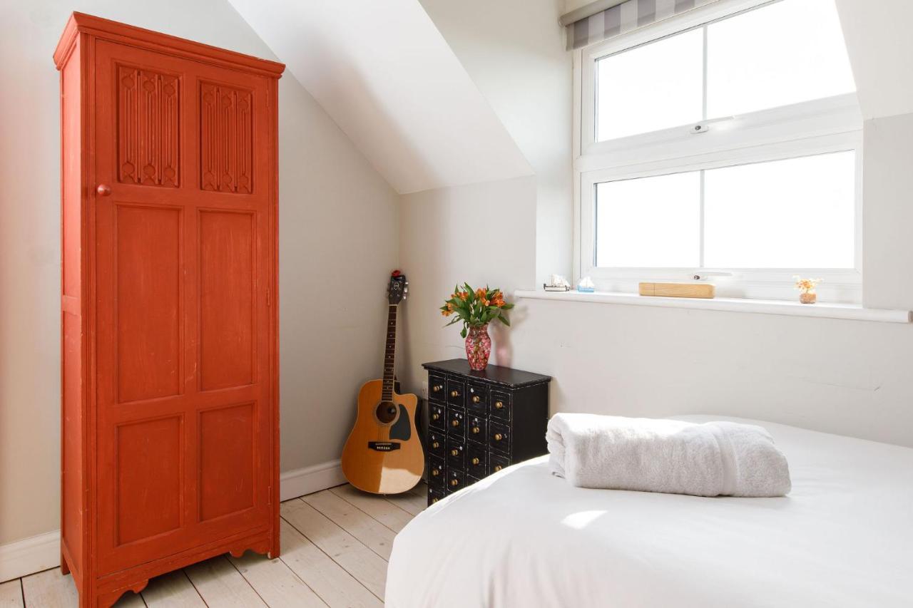 Oving Woodfield Wellbeing 아파트 외부 사진